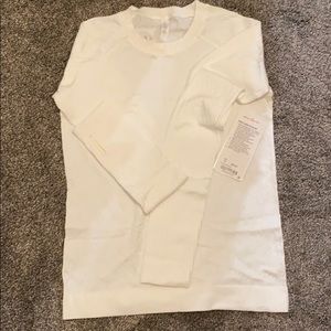 White Lululemon pullover